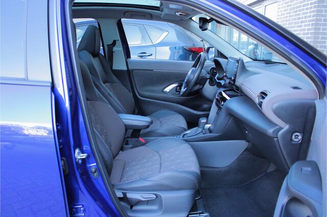Toyota YARIS Cross 1.5 Hybrid Executive |pano|head up|elek klep|ACC|360 camera|