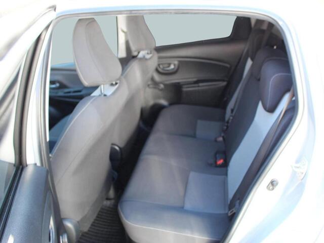 Toyota YARIS 1.5 Hybrid Dynamic Navi