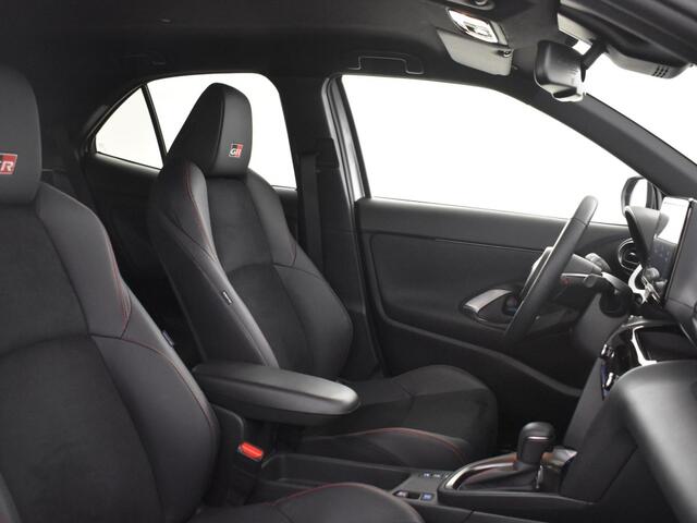 Toyota YARIS 1.5 Hybrid GR Sport | Stoelverwarming | BLS | Parkeersensoren V+