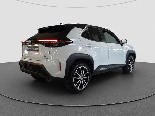 Toyota YARIS Cross 1.5 Hybrid 115 GR Sport 360 gr. camera | Head-up display