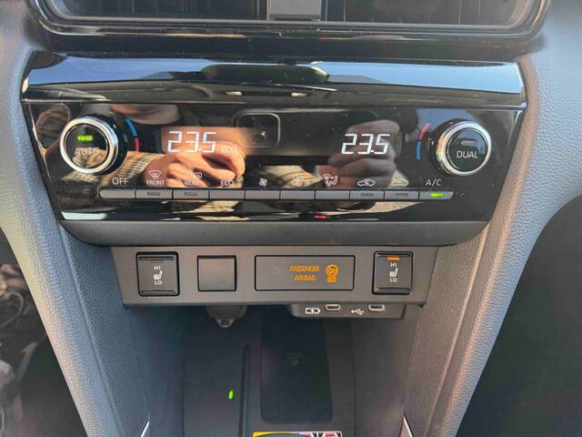 Toyota YARIS Cross 1.5 Hybrid 130 Executive |Navi|Carplay|PDC V+A|Camera|Stoel en stuur verwarming|Elektrische a.klep|