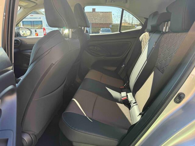 Toyota YARIS Cross 1.5 Hybrid 130 Executive |Navi|Carplay|PDC V+A|Camera|Stoel en stuur verwarming|Elektrische a.klep|