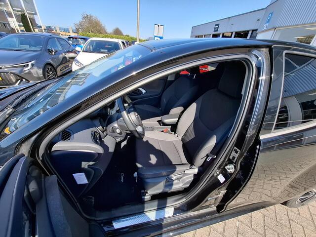 Toyota YARIS 1.5 Hybrid Dynamic