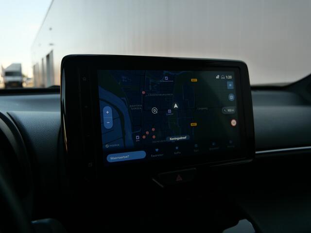 Toyota YARIS Cross 1.5 Hybrid 116pk Business Plus Automaat Stoelverwarming / Navigatie / Adaptive cruise / Camera