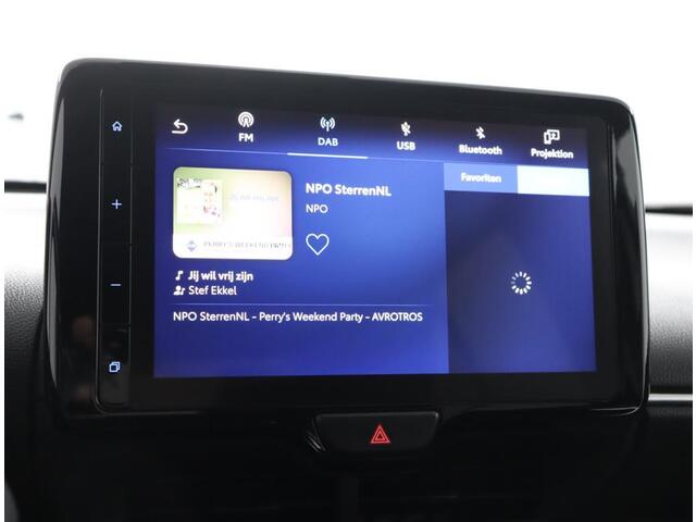 Toyota YARIS Cross 1.5 Hybrid Dynamic Team D | Stoelverwarming | Apple Carplay & Android Auto | Climate control |