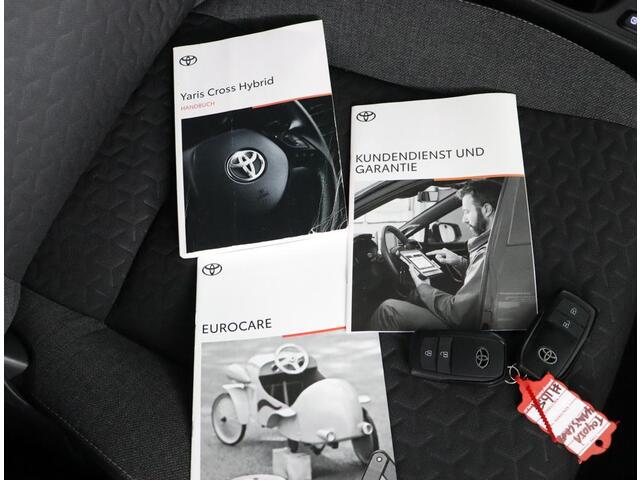Toyota YARIS Cross 1.5 Hybrid Dynamic Team D | Stoelverwarming | Apple Carplay & Android Auto | Climate control |