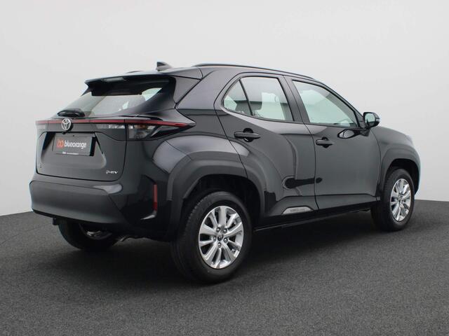Toyota YARIS Cross 1.5 Hybrid Active 115PK Aut. Navi via Apple Carplay/Android Auto, Achteruitrijcamera, Adaptieve Cruise Controle, Stoel- & Stuurverwarming, Voorruitverwarming, 16" LM Velgen, Getinte Ramen