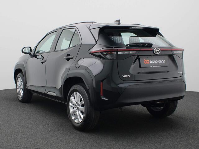 Toyota YARIS Cross 1.5 Hybrid Active 115PK Aut. Navi via Apple Carplay/Android Auto, Achteruitrijcamera, Adaptieve Cruise Controle, Stoel- & Stuurverwarming, Voorruitverwarming, 16" LM Velgen, Getinte Ramen