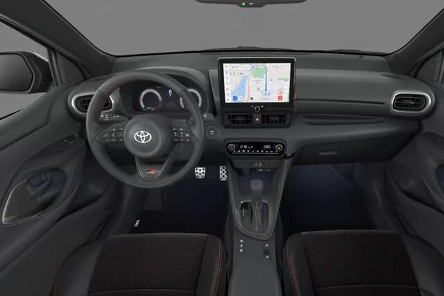 Toyota YARIS 1.5 Hybrid 130 GR Sport , Nieuw, Snel leverbaar!