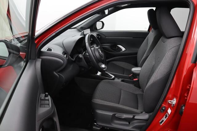 Toyota YARIS Cross 1.5 Hybrid First Edition | Origineel NL | Navigatie | Keyless Entry |