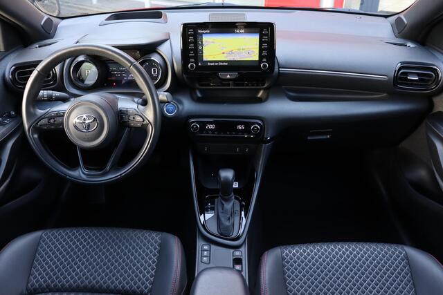 Toyota YARIS 1.5 Hybrid Launch Edition