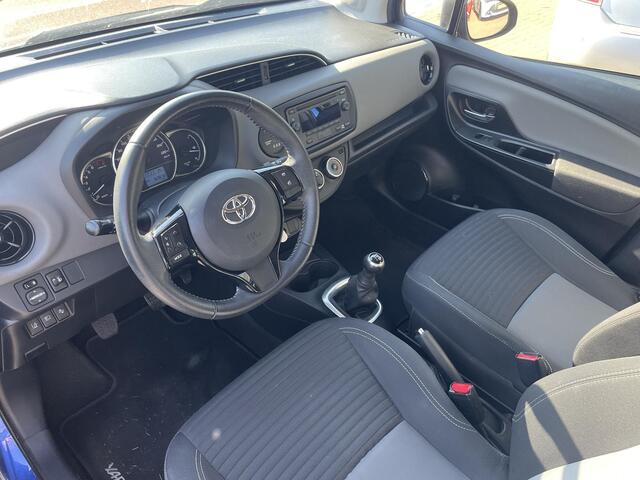 Toyota YARIS 1.0 VVT-i Comfort | Radio | Airco