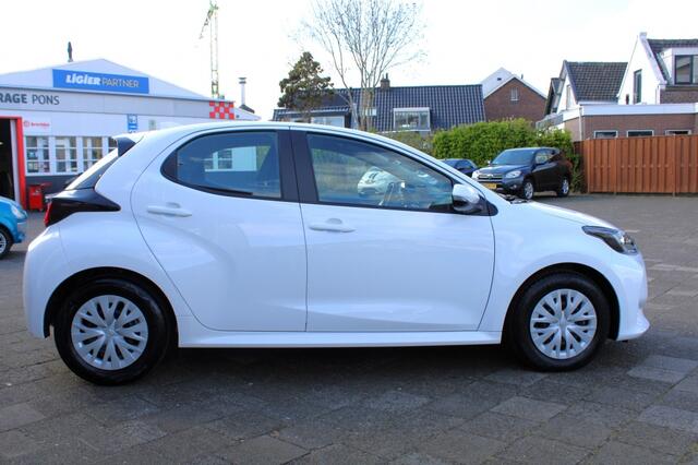 Toyota YARIS 1.5 Hybrid Active