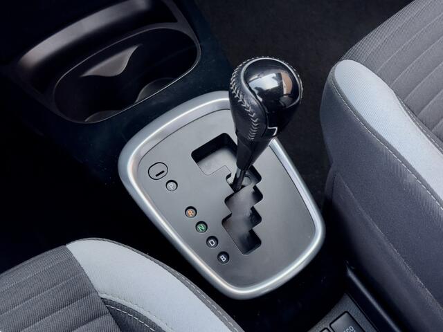 Toyota YARIS 1.5 HYBRID DYNAMIC BI-TONE AUTOM 88D.KM NAVI CAMERA AIRCO LED LMV PDC