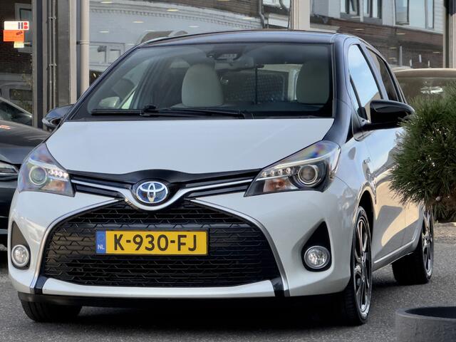 Toyota YARIS 1.5 HYBRID DYNAMIC BI-TONE AUTOM 88D.KM NAVI CAMERA AIRCO LED LMV PDC