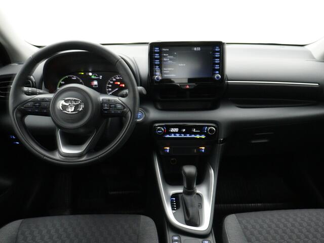 Toyota YARIS 1.5 Hybrid Business Plus | LM velgen | Camera |