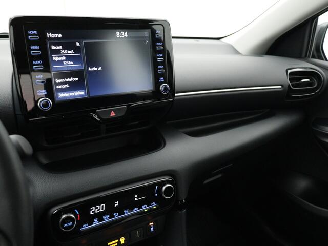 Toyota YARIS 1.5 Hybrid Business Plus | LM velgen | Camera |