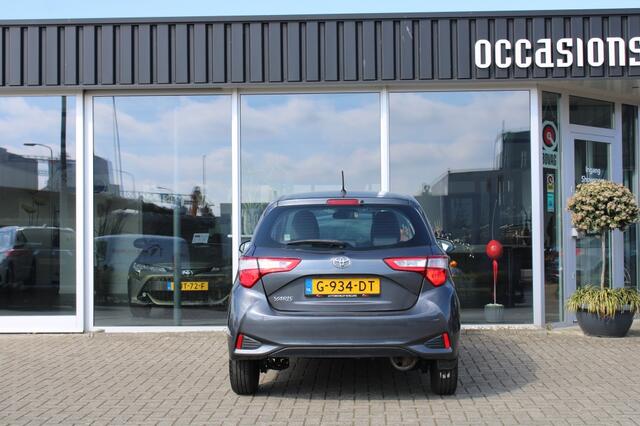 Toyota YARIS 1.0 VVT-i Active
