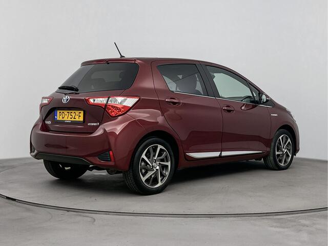 Toyota YARIS 1.5 Hybrid Executive | Panoramisch dak | Full map navigatie | LM velgen |