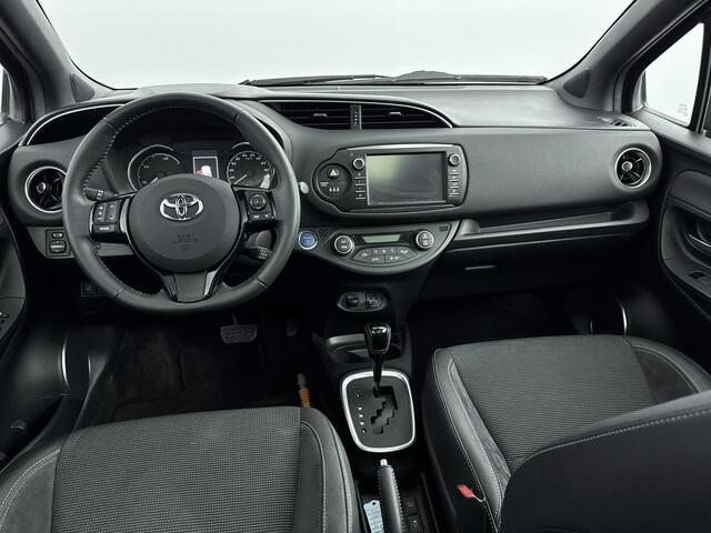 Toyota YARIS 1.5 Hybrid Executive | Panoramisch dak | Full map navigatie | LM velgen |