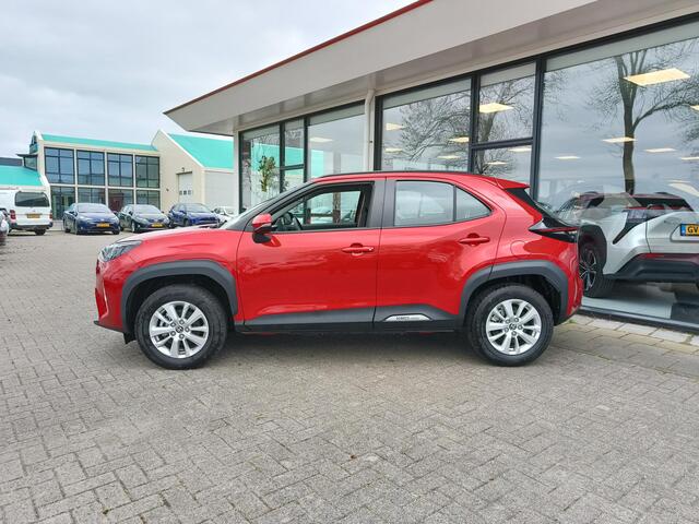 Toyota YARIS Cross 1.5 Hybrid Active Connect | Clima | Cruise | Navi | PDC rondom | Unieke km