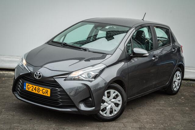 Toyota YARIS 1.5 VVT-i Active Cruise control/ Navigatie/ Camera/ Stuurwielbediening/ Climate control