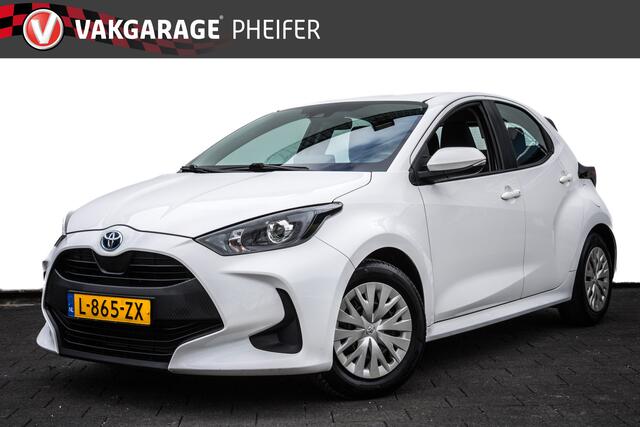 Toyota YARIS 1.5 Hybrid Aut. Active Navigatie/ Carplay/ Climate control/ Camera/ Adapt. cruise/ Armsteun