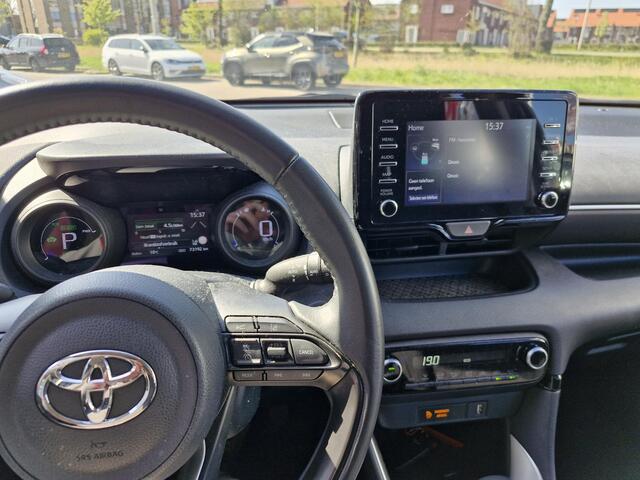 Toyota YARIS 1.5 Hybrid Dynamic