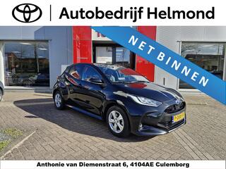 toyota-yaris-1.5-hybrid-executive