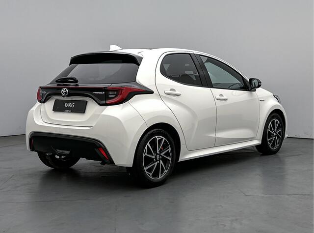Toyota YARIS 1.5 Hybrid Executive Sport | Panoramadak | Dealer Onderhouden | Apple Carplay / Android Auto |