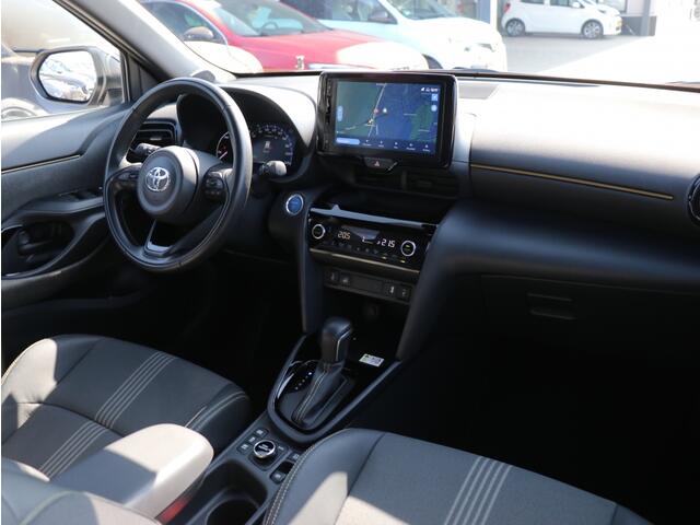 Toyota YARIS 1.5 Hybrid AWD-i Adventure I Navi I Camera