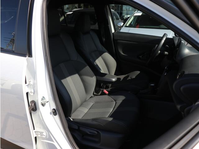 Toyota YARIS 1.5 Hybrid AWD-i Adventure I Navi I Camera