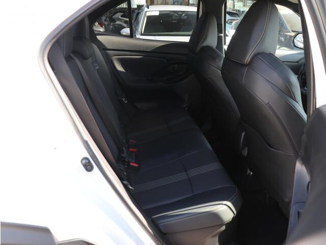 Toyota YARIS 1.5 Hybrid AWD-i Adventure I Navi I Camera