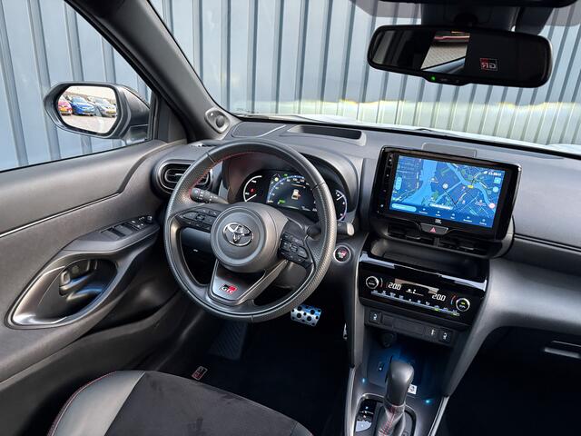 Toyota YARIS Cross 1.5 Hybrid GR Sport | JBL | Head Up | Elk. A-Klep | Prijs Rijklaar!!
