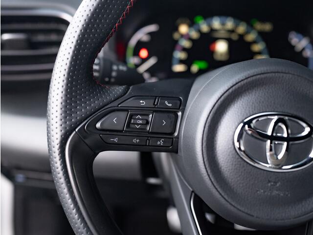 Toyota YARIS Cross 1.5 Hybrid GR Sport | JBL | Head Up | Elk. A-Klep | Prijs Rijklaar!!
