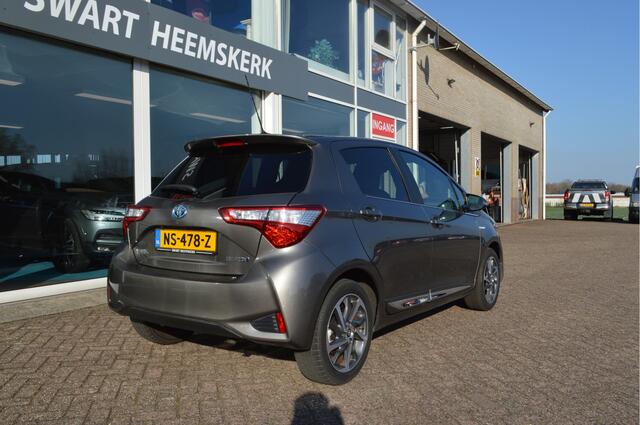 Toyota YARIS 1.5 Hybrid Premium | NL Auto | Panoramadak | Cruise C. | Navi