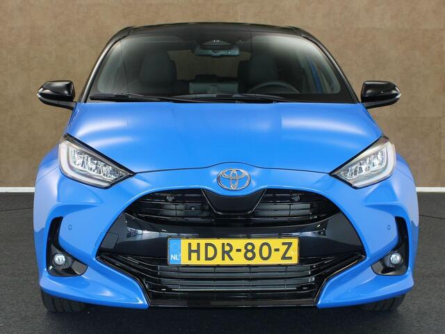 Toyota YARIS 1.5 Hybrid 130 Launch Edition - ORIGINEEL NEDERLANDSE AUTO - JBL PREMIUM SOUND SYSTEM - DODEHOEKDETECTIE - STOELVERWARMING VOOR - STUURVERWARMING - KUNSTLEDEREN BEKLEDING - ACHTERUITRIJCAMERA - PARKEERSENSOREN VOOR EN ACHTER