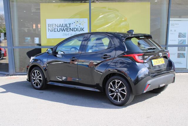 Toyota YARIS 1.5 Hybrid First Edition | CAMERA | PARKEERSENSOREN | ADAPT. CRUISE CONTROL | CLIMATE CONTROL | APPLE CARPLAY/ANDROID AUTO
