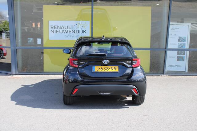 Toyota YARIS 1.5 Hybrid First Edition | CAMERA | PARKEERSENSOREN | ADAPT. CRUISE CONTROL | CLIMATE CONTROL | APPLE CARPLAY/ANDROID AUTO