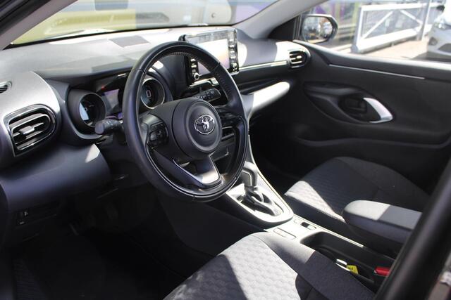 Toyota YARIS 1.5 Hybrid First Edition | CAMERA | PARKEERSENSOREN | ADAPT. CRUISE CONTROL | CLIMATE CONTROL | APPLE CARPLAY/ANDROID AUTO