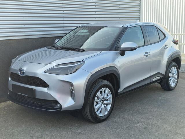 Toyota YARIS Cross 1.5 Hybrid Dynamic Edition Navigatie, Parkeersensoren, Smart key, Privacy glass, Achteruitrijcamera, Adaptieve cruise controle