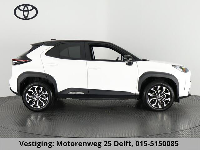 Toyota YARIS Cross 1.5 HYBRIDE DYNAMIC LUXERY AWD BI-TONE BLIND SPOT . NAVI.CAMERA. PDC V+A. GARANTIE TOT 5-2022