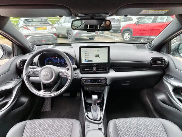 Toyota YARIS 1.5 Hybrid 130 Executive | JBL | HUD | PDC | BSM | Pearl White | Stoel & stuurverwarming