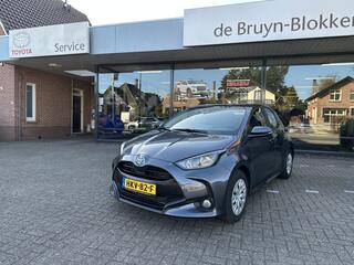 toyota-yaris-1.5-hybrid-active-slec