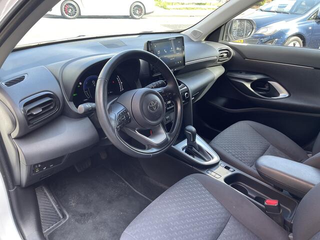 Toyota YARIS Cross 1.5 Hybrid 115 Business 2 persoons /Automaat/Laadvloer achter.