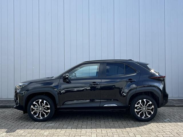 Toyota YARIS Cross 1.5 Hybrid 115 First Edition Limited Parkeersensoren Stoel Stuurverwarming Carplay Navi