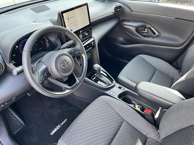 Toyota YARIS Cross 1.5 Hybrid 115 First Edition Limited Parkeersensoren Stoel Stuurverwarming Carplay Navi
