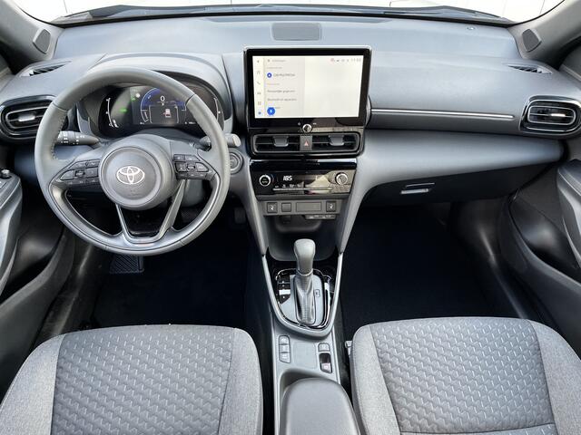 Toyota YARIS Cross 1.5 Hybrid 115 First Edition Limited Parkeersensoren Stoel Stuurverwarming Carplay Navi