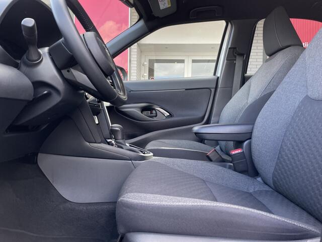 Toyota YARIS 1.5 Hybrid 115 First Edition | NL Auto | Keyless Entry & Start |
