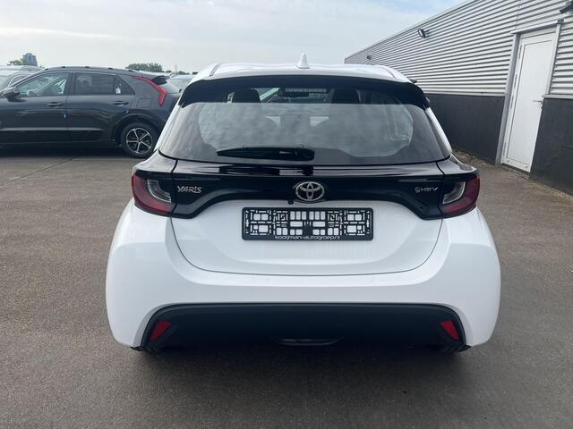 Toyota YARIS 1.5 Hybrid 115 Comfort PAASACTIE! Uit voorraad leverbaar! Meerdere kleuren snel leverbaar! incl. geldende premies
